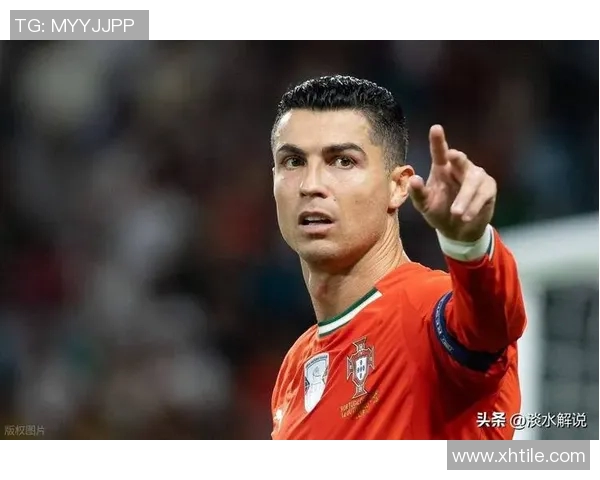 短发发型的足球明星女生展现个性与活力的完美结合