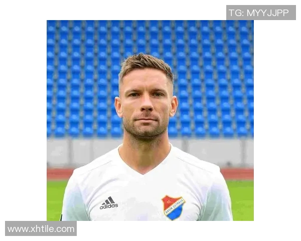 全球足球明星最新排名揭晓谁将成为足坛之巅的传奇人物 全球足球明星最新排名揭晓谁将成为足坛之巅的传奇人物